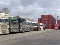 Путин продлил упрощенный ввоз товаров из Казахстана и Киргизии